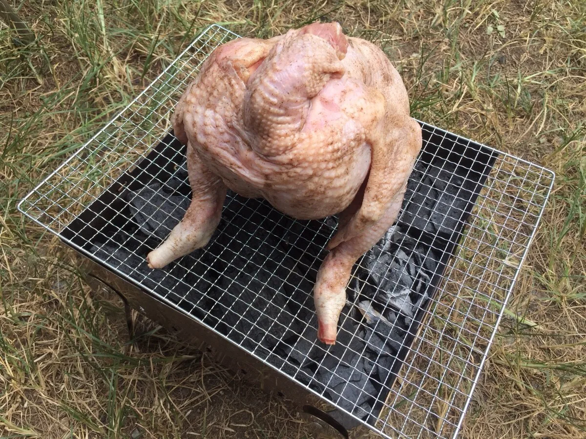 バーベキューで大人気のサイドメニューレシピ ビア缶チキン 手ぶらbbqならアップグリル