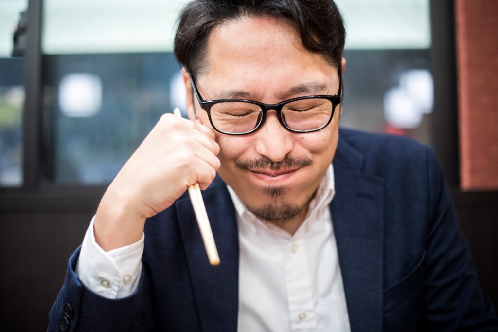 美味しいグルメリポーター